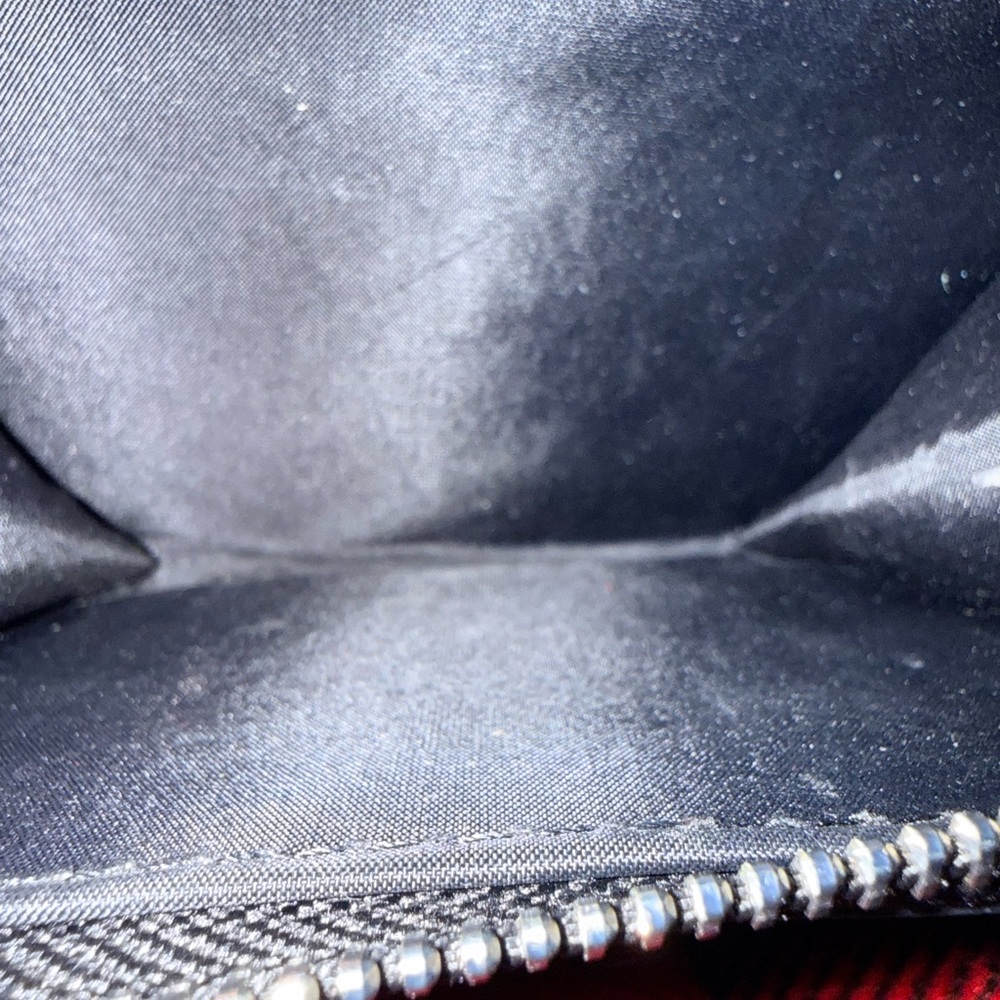 Lot of 6 gently used and new Wallets and 2 Purse Straps. - Picture 4 of 15